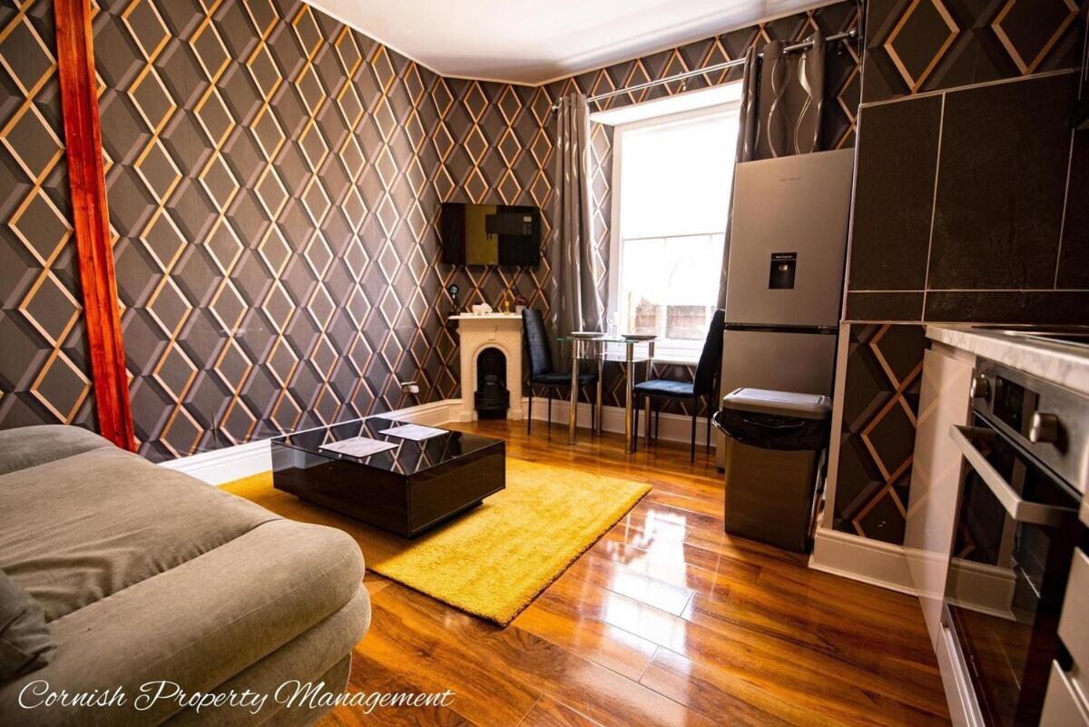 River Street Apartments Τρούρο Δωμάτιο φωτογραφία